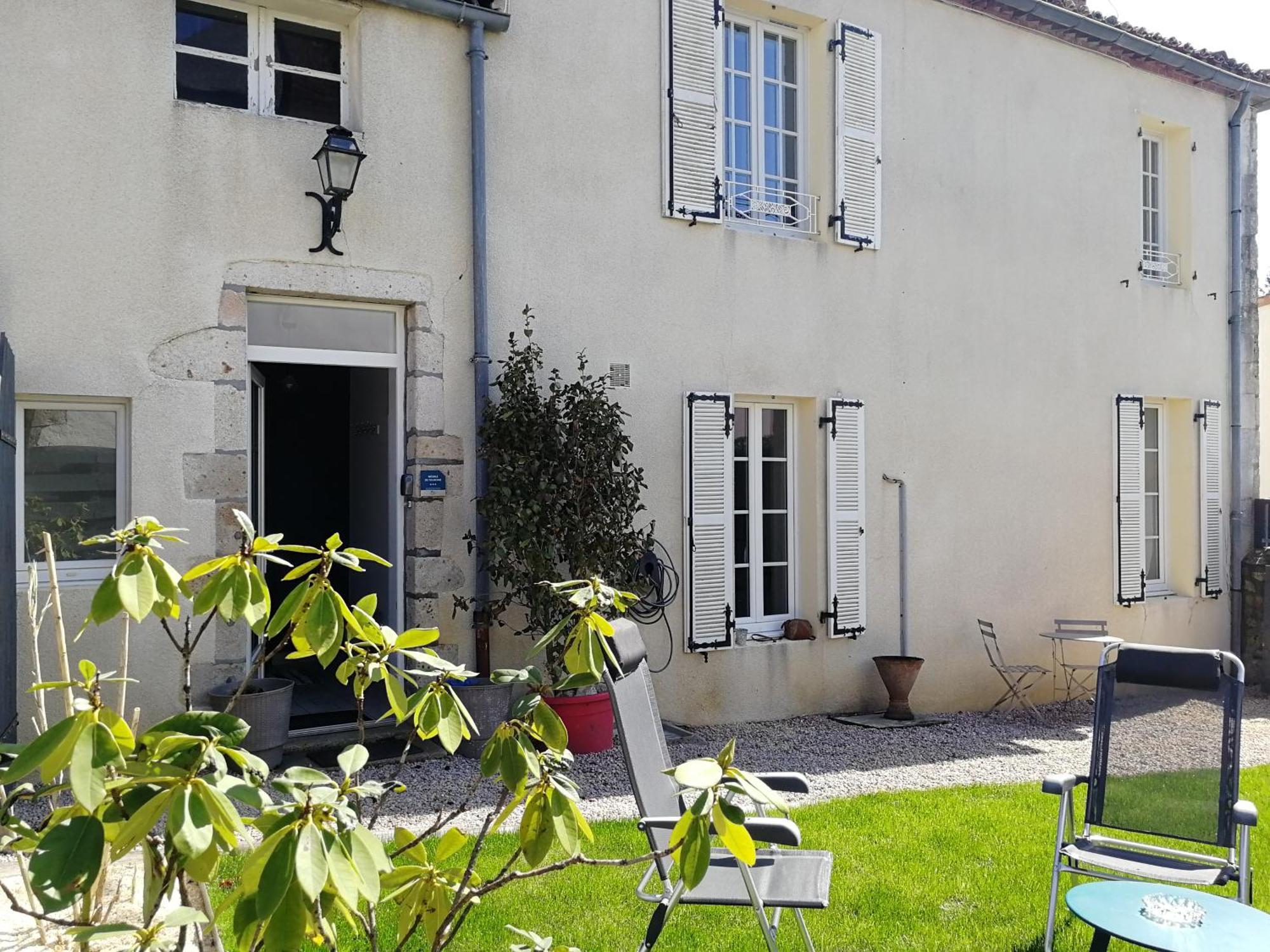 Le Gite Du Fou Logement 8 Pers 13Mn Puy Du Fou Saint-Amand-sur-Sevre エクステリア 写真